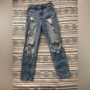Ultra high rise medium wash Hollister jeans